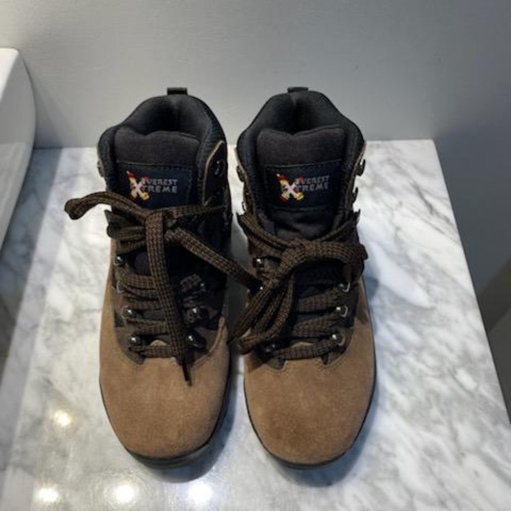 Everest extreme boots
